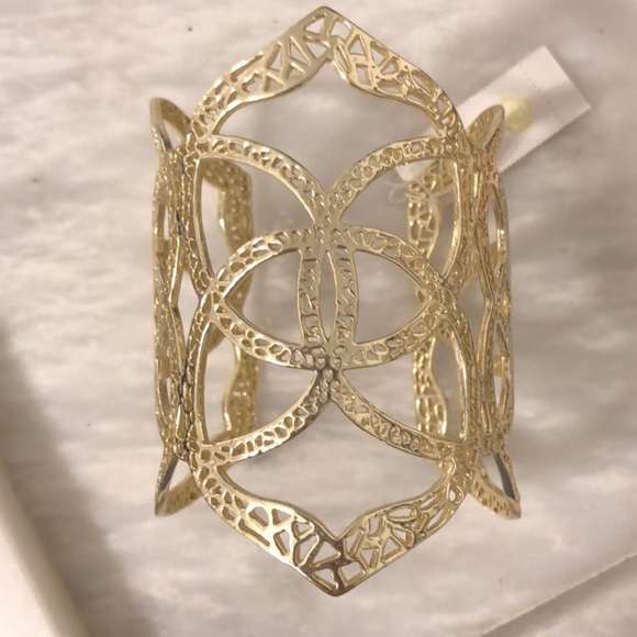 Kendra Scott Roni Cuff - Picture 2 of 6